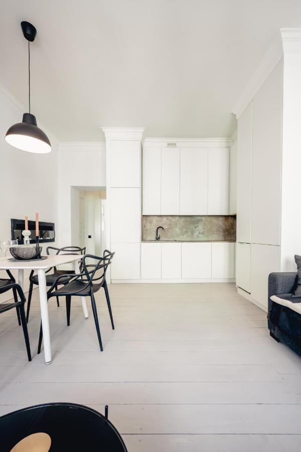Apartamenty Wozna 14A, 2 Rooms, Self Check In 24H Poznan Exterior photo